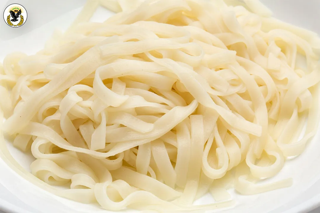 Boiling Rice Noodles